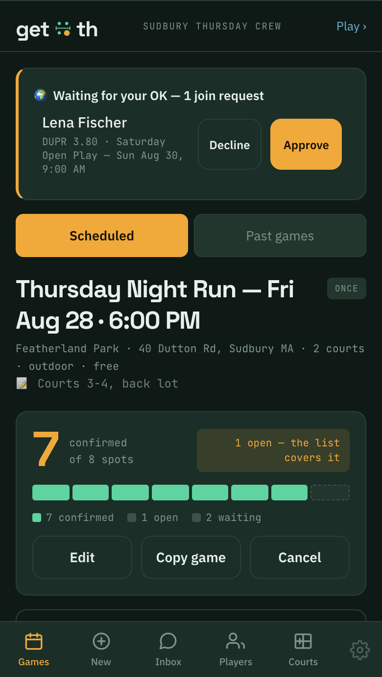 Organiser dashboard: a join request waiting for approval and a game at 7 of 8 with one spot covered by the standby list